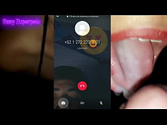 Play MP4 - Videollamada whatsapp caliente mi hermanastra Susy me chupa la verga y recibe semen en la boca en vivo