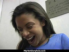 Play MP4 - Horny Chick Oral Tease 1