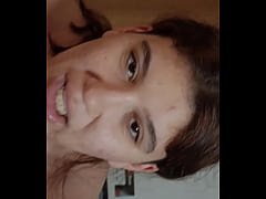 Play MP4 - she rebels during deep throat