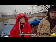 Play MP4 - SWAP4K&period; Kinky threesome with sexy blonde sluts Veronica Leal and Daruma Rai