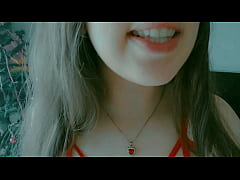 Play MP4 - Dirty babygirl sucking lollipop and showing her mouth open and wide for u to cum all over her sweet cute face