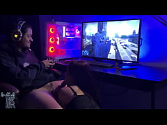 Play MP4 - Esposa debe competir contra Marvel Spider-Man 2 &lpar;Subt&iacute;tulos en espa&ntilde;ol&rpar;