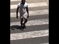 Play MP4 - Por eso no uso shorts