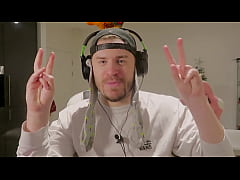 Play MP4 - You Won't Believe What This Santa Girl Asked Me&excl; &lpar;A Christmas Tradition&rpar;