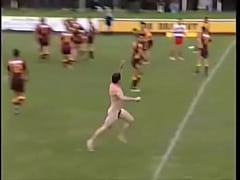 Play MP4 - Rugby Player Marc Ellis Streaking
