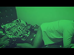 Play MP4 - Trans provocadora y sumisa&comma; disfrutando ser llevada al l&iacute;mite