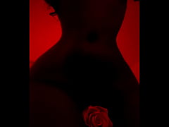 Play MP4 - &quest; Mange-moi la fleur &quest; Eat my flower