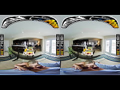 Play MP4 - VIRTUAL PORN - Busty Blonde Babe Blake Blossom Blooms in VR