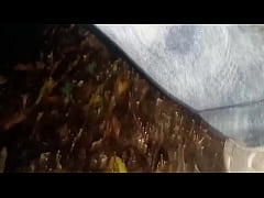 Play MP4 - Pantalones orinados con pa&ntilde;al de tela y dos deliciosos orgasmos con pajita de noche lluviosa