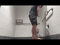Play MP4 - WHAT I REALLY DO WHEN I GO TO A PUBLIC BATHROOM