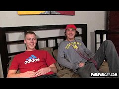 Play MP4 - Straight amateur hunk sucks a cock for some money