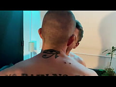 Play MP4 - Carmona e Boy Lixo numa brotheragem bruta