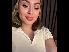 Play MP4 - Brunette sucking dick and cowgirl style&period; POV