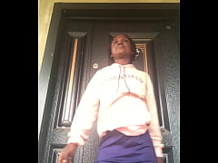 Play MP4 - watch Crazybitch gives advise about sexiness