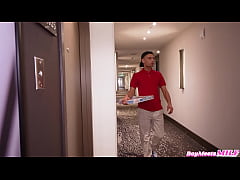 Play MP4 - Beautiful Blonde MILF Karen Fisher Let The Pizza Delivery Guy Cum All Over Her Huge Tits