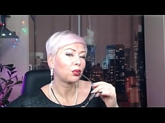 Play MP4 - My wife is a very cool slut&excl; She fucks herself with a dildo on the orders of anyone in private&comma; dances cool&comma; but completely belongs to me&excl; &rpar;&rpar;&rpar; And only my dick sucks&excl;