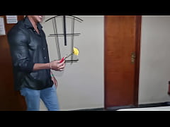 Play MP4 - Lucky fan ate my ass