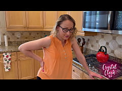 Play MP4 - Stepmom Motivates Me To Play Better