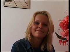 Play MP4 - hot teen slut wants to become a porrnstar