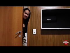 Play MP4 - A amiga da minha esposa me fez um boquete maravilhoso escondido