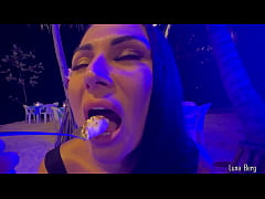 Play MP4 - FOOTJOB for a stranger&colon; He bought a HOT MILF shoes and she SATISFIED his desire to CUM on her FEET