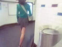 Play MP4 - Upskirt 2