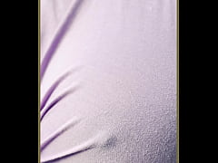 Play MP4 - WIFEY goes braless in public