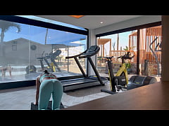 Play MP4 - Fit Teen Bubble But Fucks her Personal Trainer after the Gym