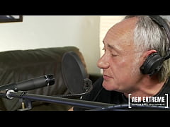 Play MP4 - Christine Love Gets Her Pussy Fucked By Two Guys After Her Music Video Audition