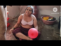Play MP4 - Indian Desi bhabhi fuking neighbour boy's