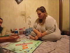 Play MP4 - Fat Bitch Loses Monopoly Game and Gets Breeded as a result