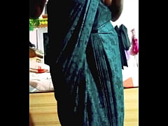 Play MP4 - Indian Gay Crossdresser Gaurisissy pressing her big boobs in Balck Saree xxx sex