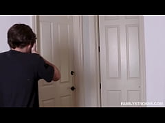 Play MP4 - Milf Crystal Lush wet pussy gets wrecked by Tyler Nixon&excl;