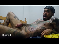 Play MP4 - Masturb&aacute;ndome la verga pensando en tu chocho de perra