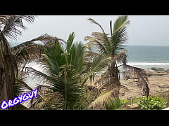 Play MP4 - BOOTY AT THE BEACH