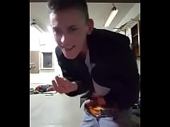 Play MP4 - My step cousin proving white guys suck at size but would rather fuck white mouth than dirty pakki's&period;&period;