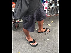 Play MP4 - DESENROLEI NA RUA E LEVEI PRA CASA&period; PIROCA GRANDE E GROSSA