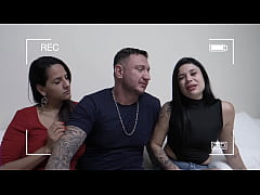Play MP4 - Entrevista com a Fam&iacute;lia Macettare acabou com a Kel fazendo uma dupla penetra&ccedil;&atilde;o&excl; Completo no RED
