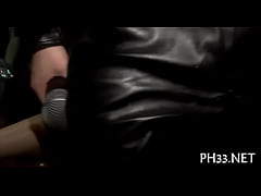 Play MP4 - Bitches discovered tiny wang in club