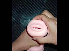 Play MP4 - Kissy me entrega su vagina&excl; Y me hace una mamada&period;