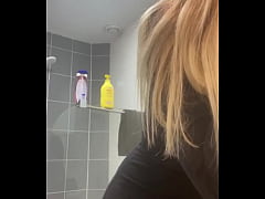 Play MP4 - Kinky Kitty - Remix Vol&period; 105 - Life of a Kitty