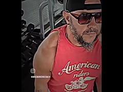 Play MP4 - Training hard