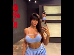 Play MP4 - Fiquei com mais cara de safada com essa franja ou &eacute; impress&atilde;o minha&quest; S&oacute; sei que to amando&comma; me sentindo uma ninfetinha &period;&period;&period;