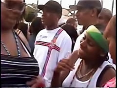 Play MP4 - Lesbian-Pride2K5&period;1-Bootylicious&excl;