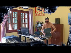 Play MP4 - The naked secretary is cleaning up the office&period; Voyeur camera&period;