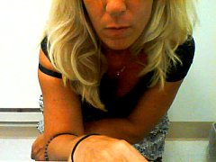 Play MP4 - Horny Milf Masturbates&comma; again&excl;