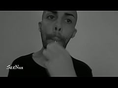 Play MP4 - Sucking on a delicious candy