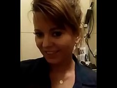 Play MP4 - video-1452290088&period;mp4