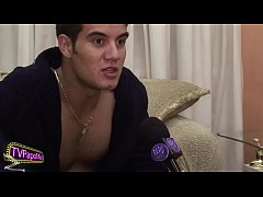 Play MP4 - &num;TBTPapoMix - Na casa do Dotad&atilde;o&comma; flagra  Yuri Ga&uacute;cho no banho - Parte 1 -  Exibido em maio&sol;2010 - WhatsApp PapoMix &lpar;11&rpar; 94779-1519