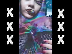 Play MP4 - Strange - Glitch